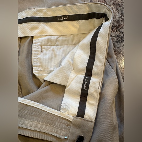 L.L. Bean Men's Khaki Chinos - Picture 4 of 5
